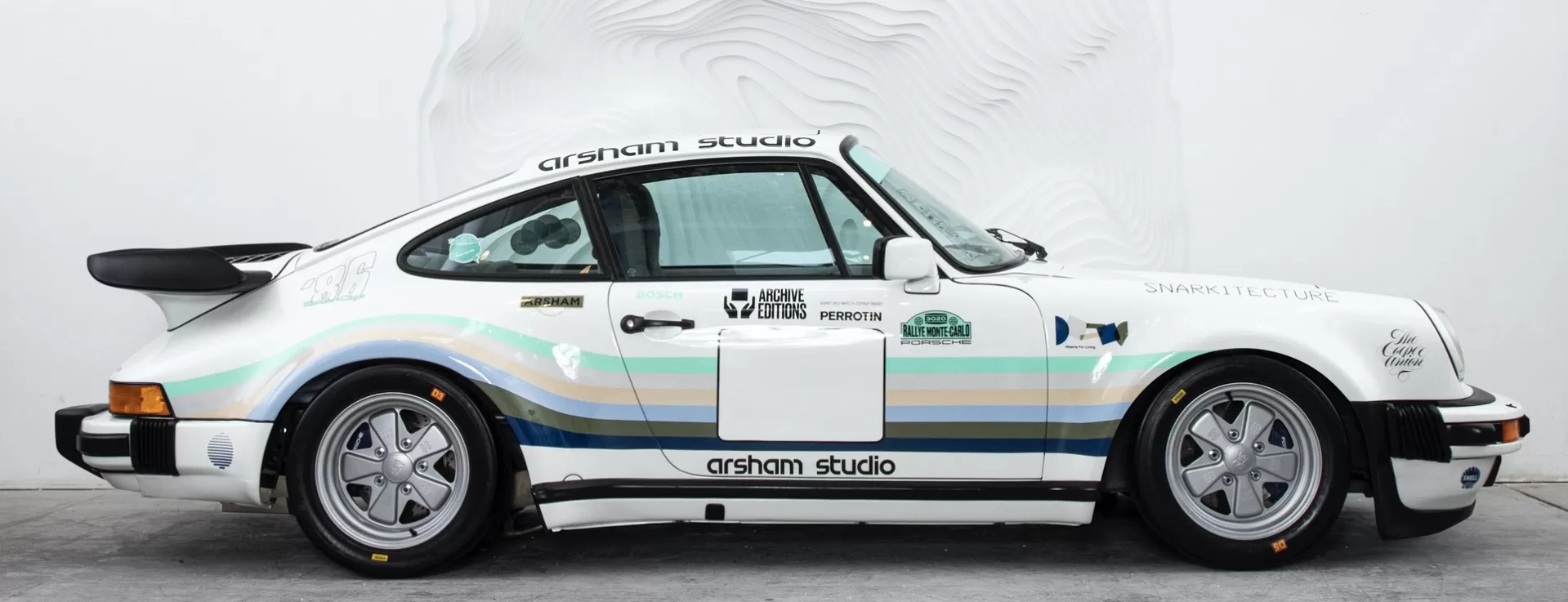 Дэниел Аршам увековечивает историю своей жизни в 911 Turbo