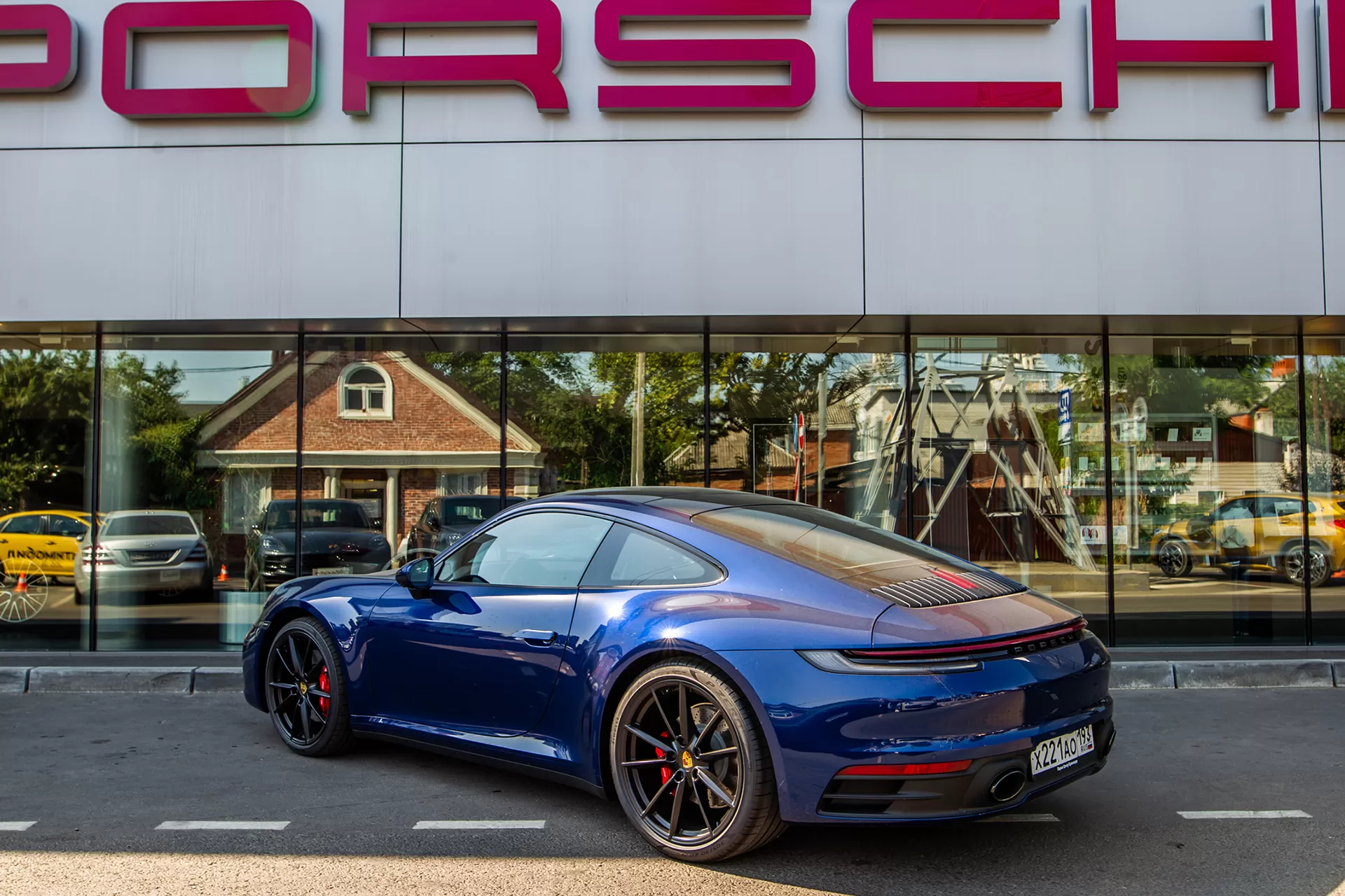 911 Carrera 4S